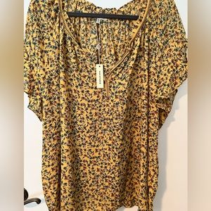 Women’s Plus Size Max Studio Top